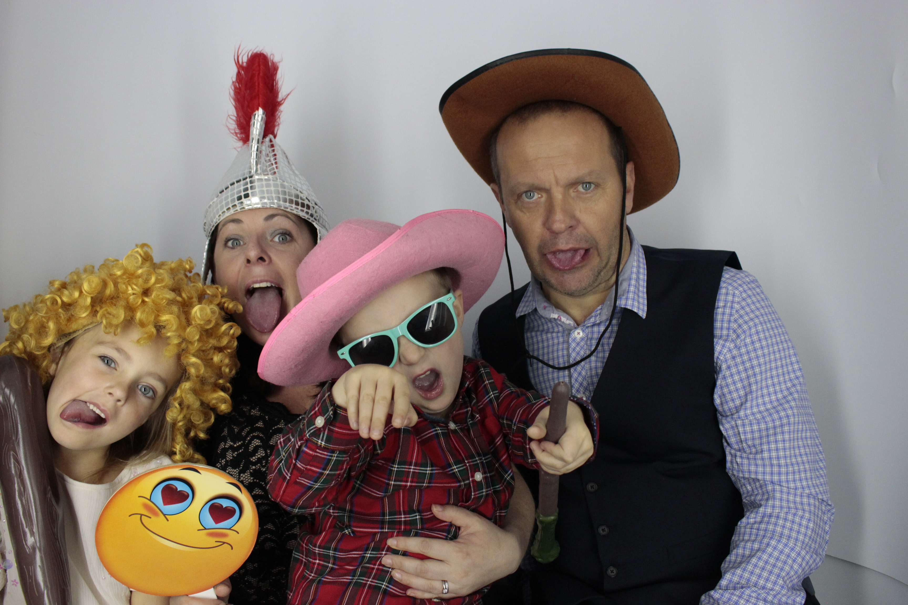Ben & Kelly's Wedding | View more photos from the event at gallery.myphotoboothexperience.co.uk/u/MyPhotoBoothExperienceLtd/Ben-Kellys-Wedding